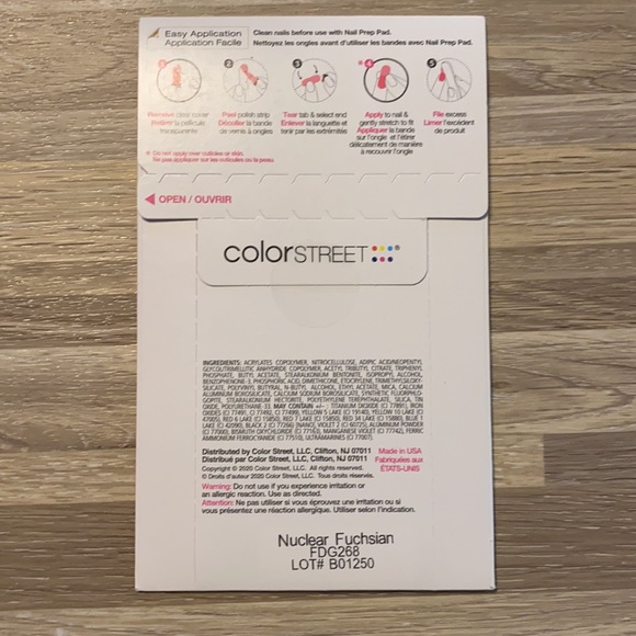 Color Street-Nuclear Fuchsian - Picture 2 of 2